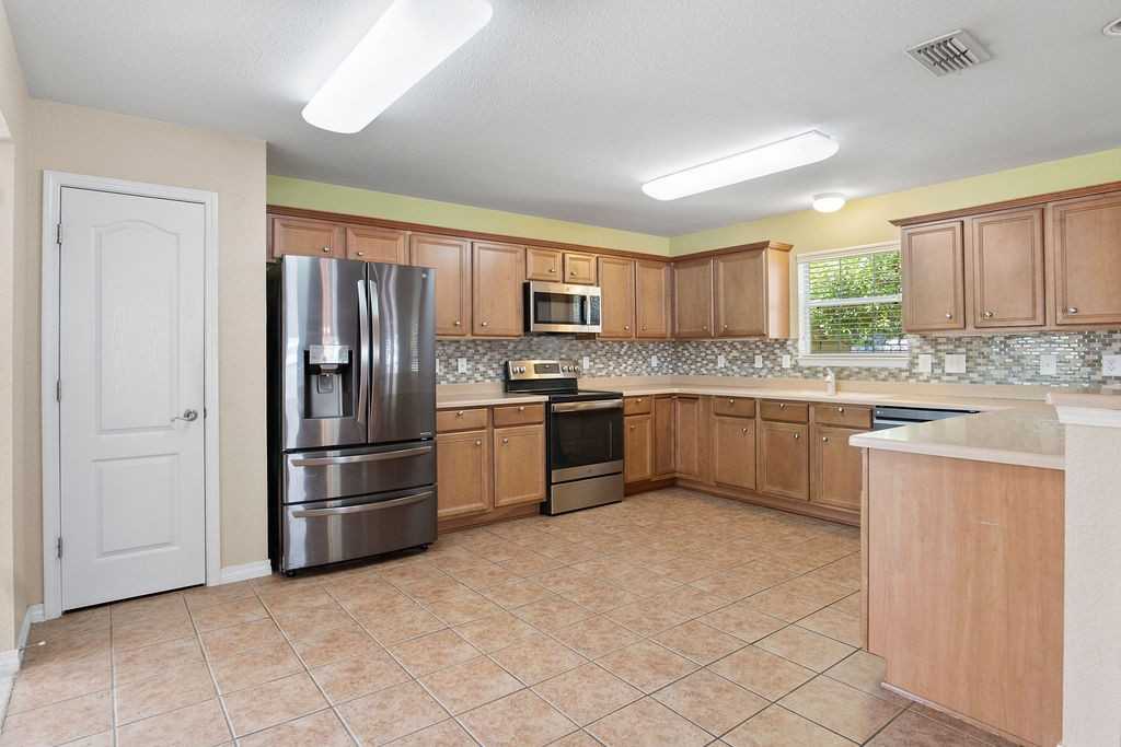 528 Loblolly Bay Dr #NA - Photo 6 of 36