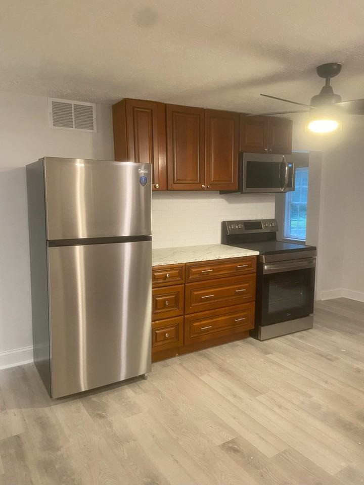 3570 Paul Samuel Rd Nw #NA - Photo 3 of 15