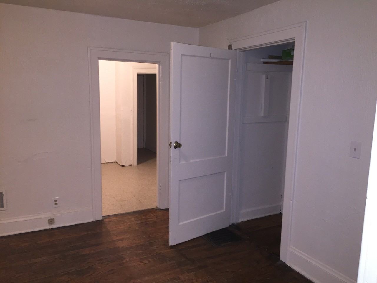 2739 Semple Ave #1S - Photo 4 of 9
