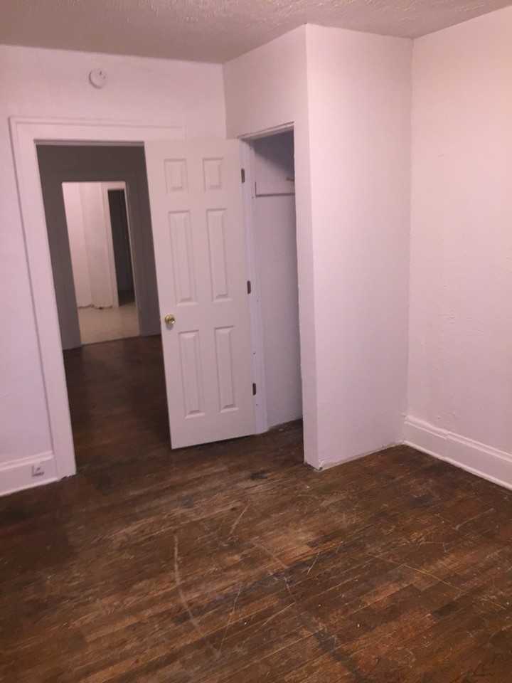 2739 Semple Ave #1S - Photo 6 of 9