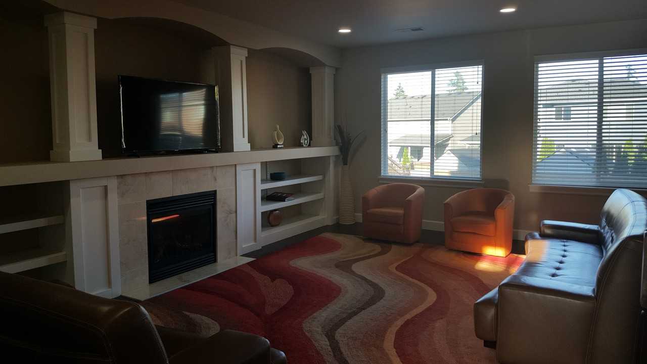 1441 40th St Se #NA - Photo 7 of 28