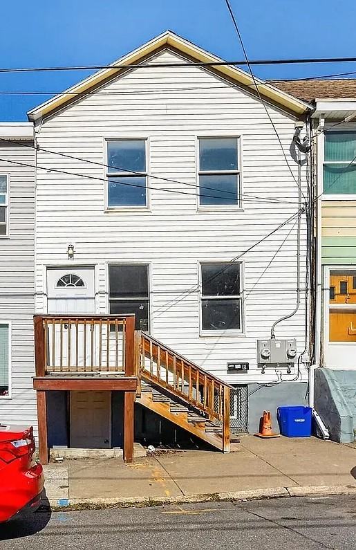 61 14th St #16B - Photo 2 of 19