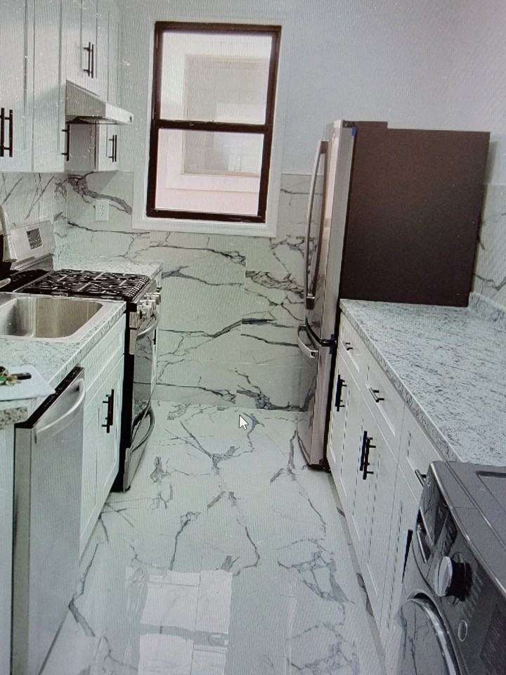 2428 35th St #NA - Photo 7 of 18