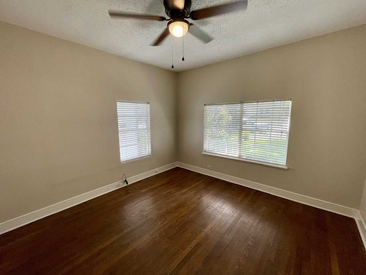 3820 W 5th St #NA - Photo 3 of 12