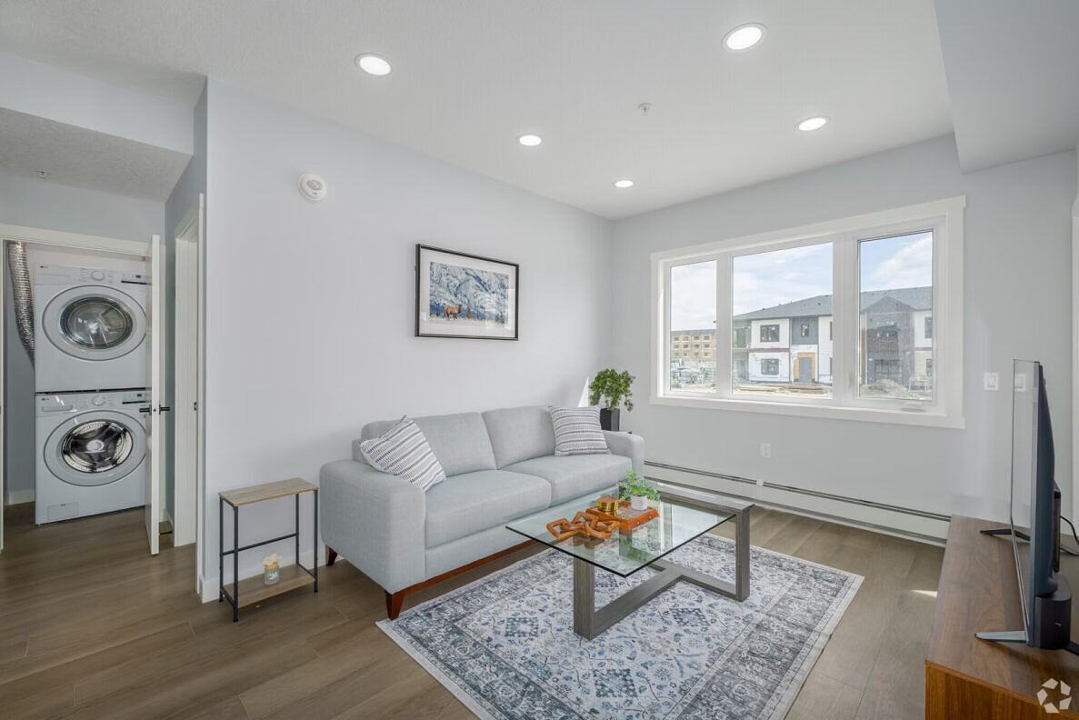 348 Greystone Boulevard - Photo 5 of 6