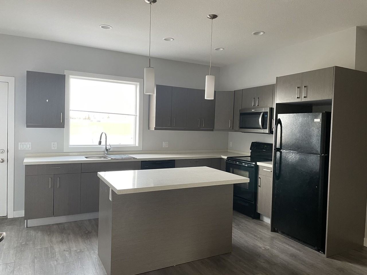 20 Vanderbilt Common - Photo 6 of 20