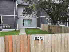 8315 29 Ave Nw - Photo 1 of 1