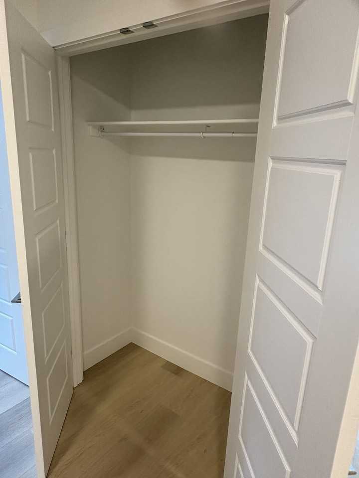 2508 210 St Nw - Photo 7 of 14