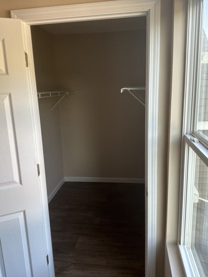 2132 Rosemary Way #NA - Photo 2 of 9