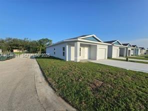 1431 Las Villas Blvd #NA - Photo 4 of 12