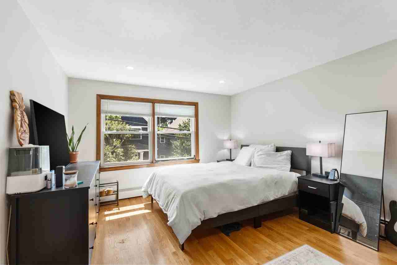 57 Newbury St #2 - Photo 3 of 18
