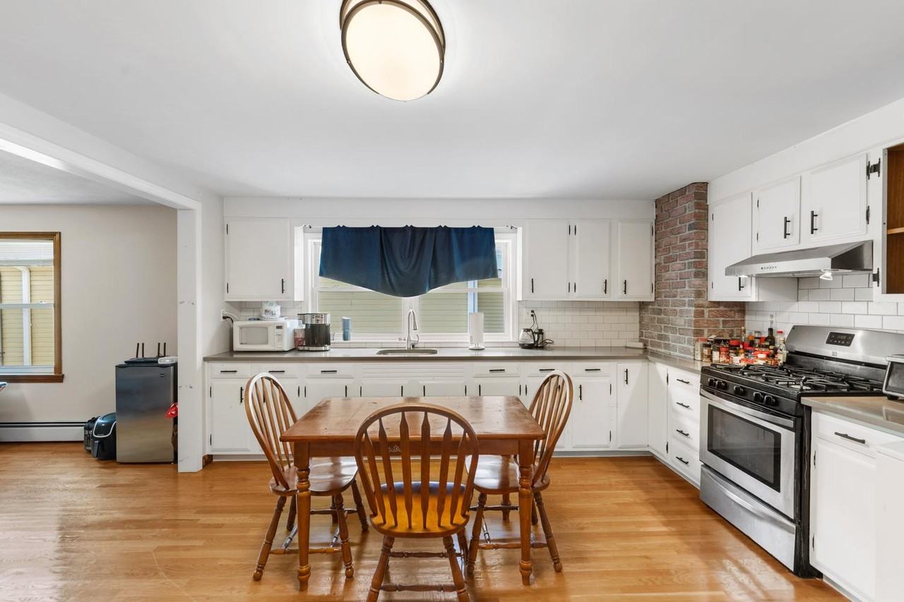 57 Newbury St #2 - Photo 5 of 18