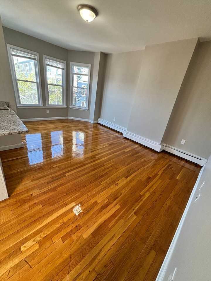 181 Washington Ave - Photo 4 of 4
