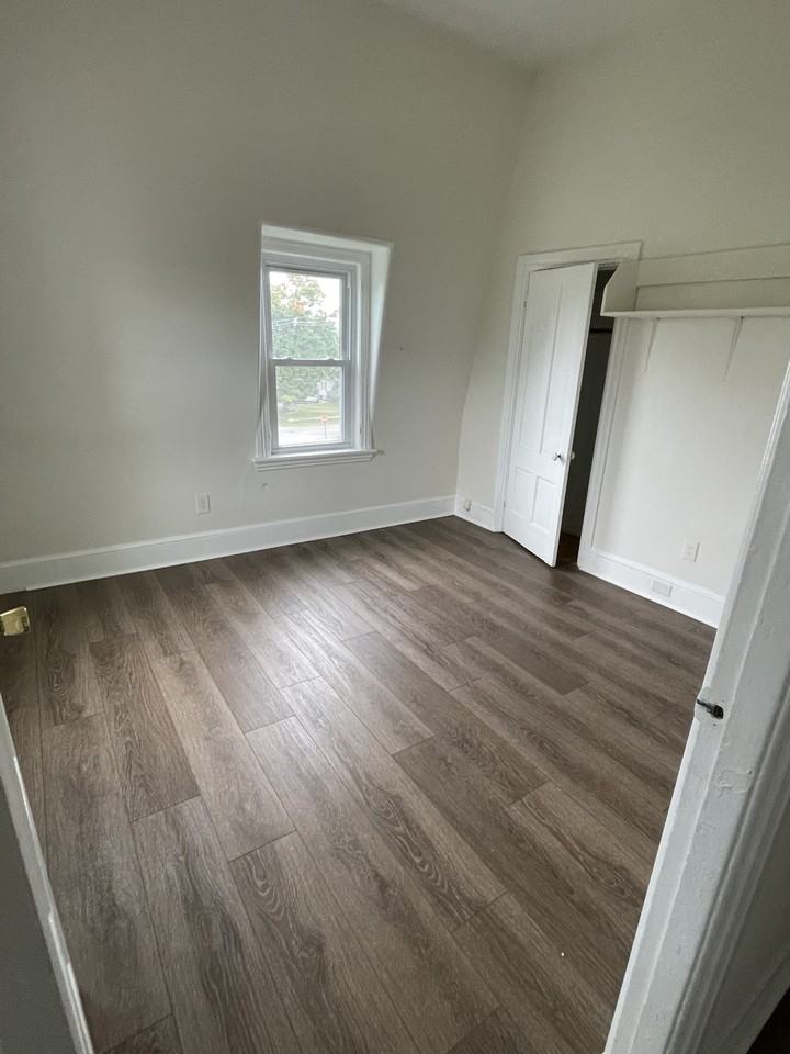 128 Maplewood Ave #3 - Photo 6 of 15