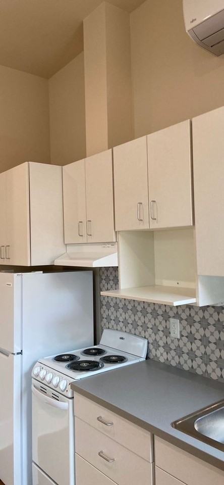 440 State St #210 - Photo 4 of 9