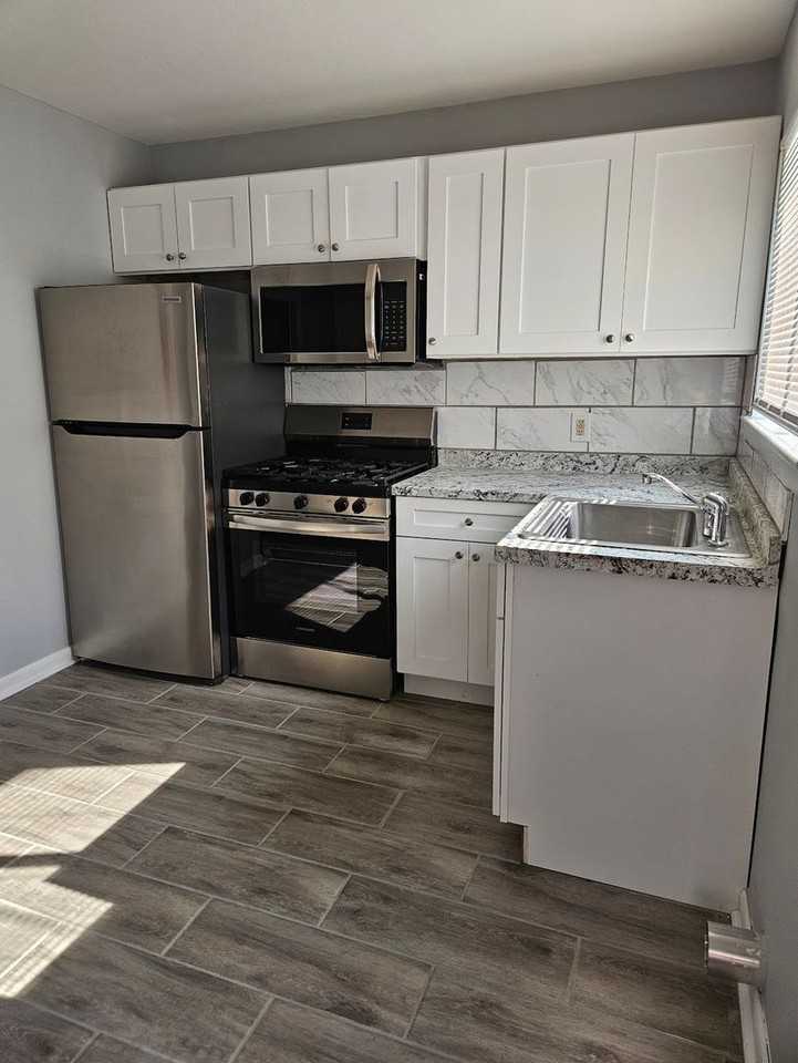 8 Pollux Cir E #3 - Photo 5 of 16