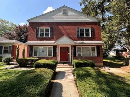 featured image of 225 W Areba Ave