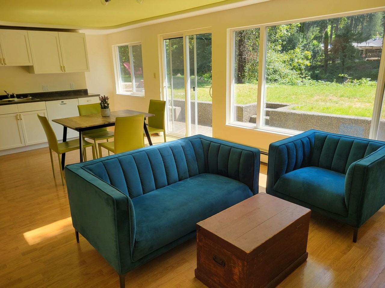 638 Seymour Blvd - Photo 5 of 8