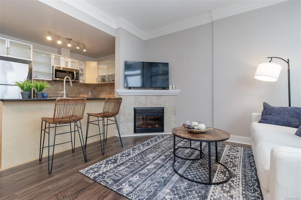 845 Yates Street #406 - Photo 5 of 19