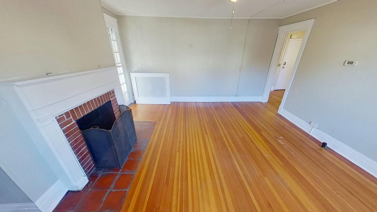 100 Ryckman Ave Apt 2f #2F - Photo 3 of 20
