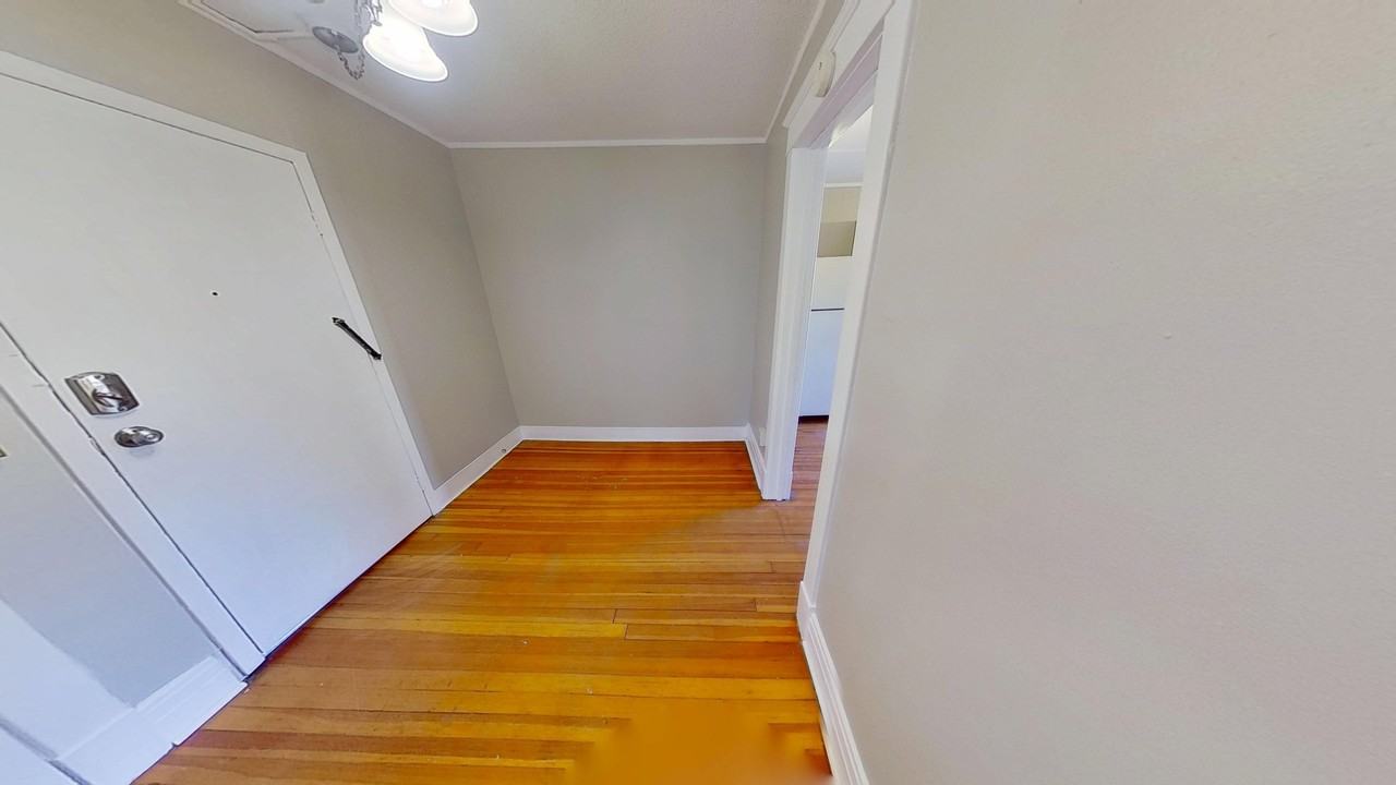 100 Ryckman Ave Apt 2f #2F - Photo 4 of 20