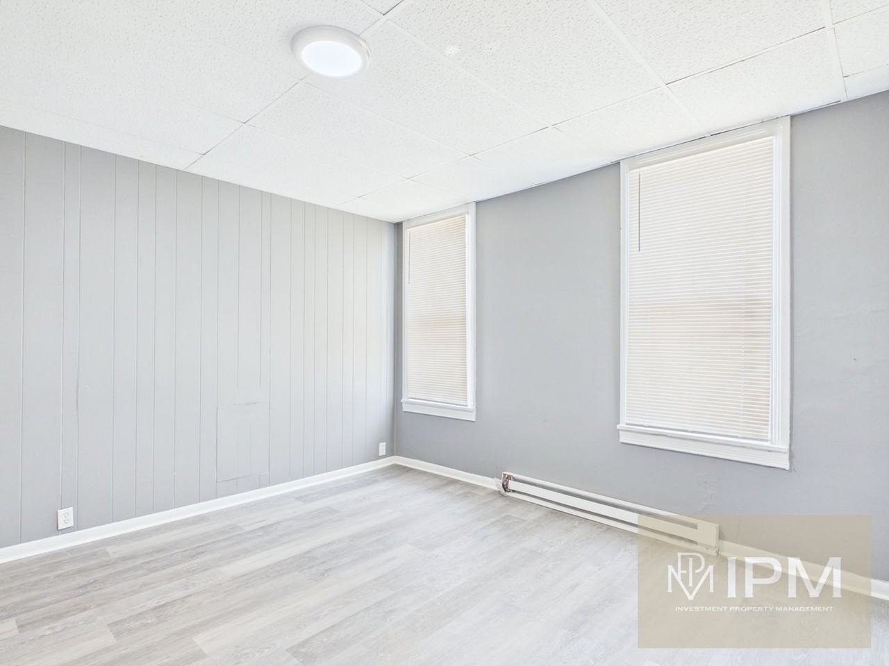 597 W Philadelphia St - Photo 5 of 11