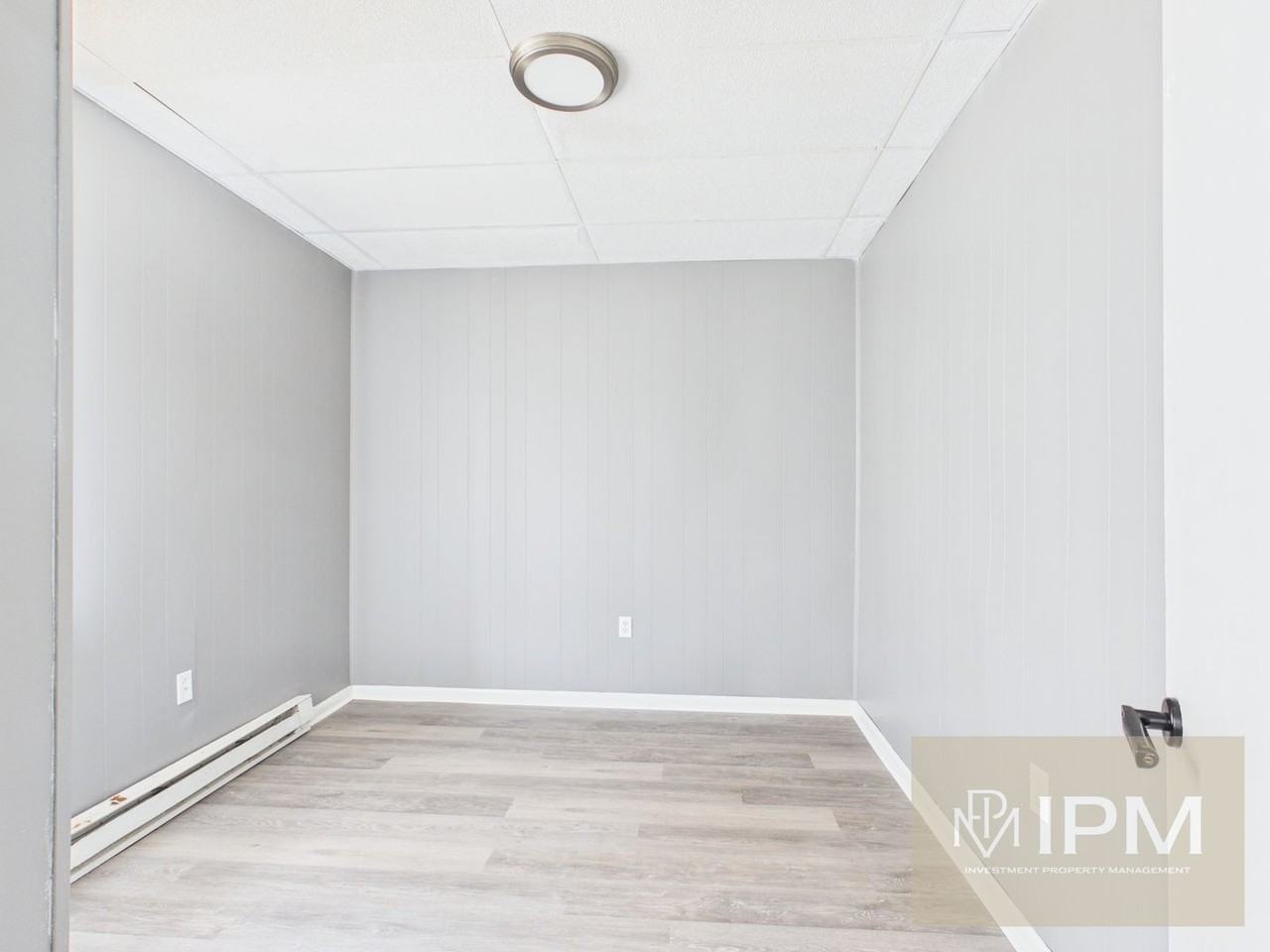 597 W Philadelphia St - Photo 7 of 11