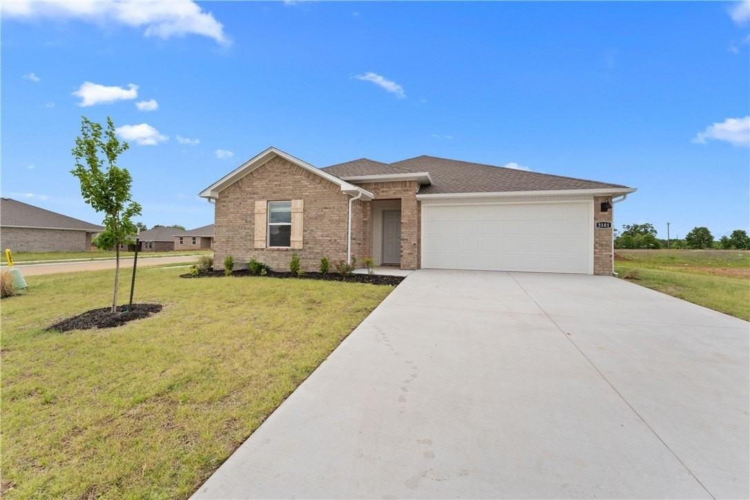 3060 Laredo Ln - Photo 6 of 33