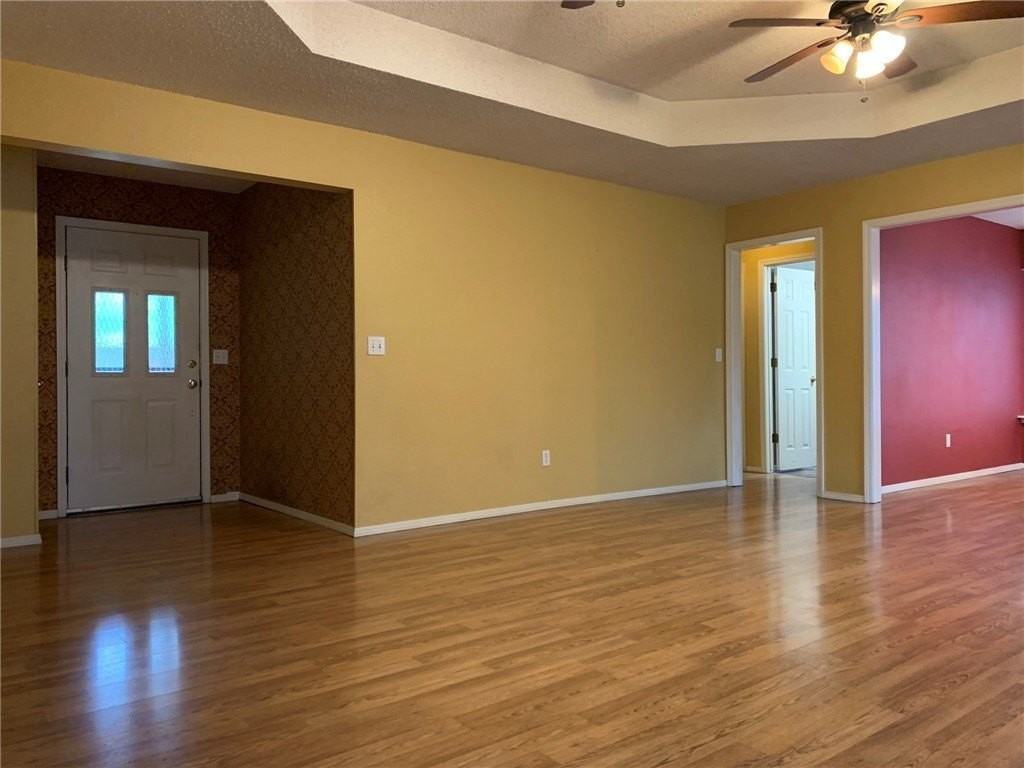 1302 N Flamingo Rd - Photo 4 of 22