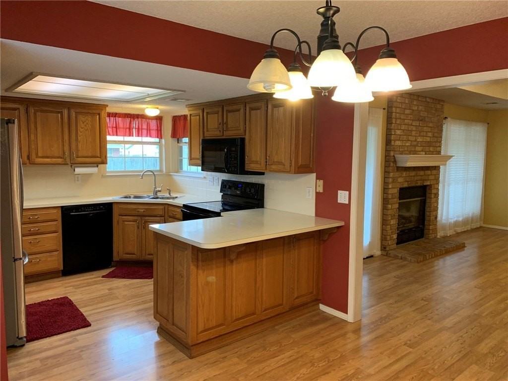 1302 N Flamingo Rd - Photo 6 of 22