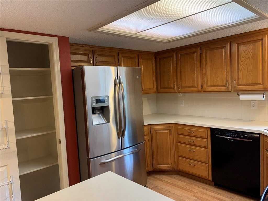 1302 N Flamingo Rd - Photo 7 of 22