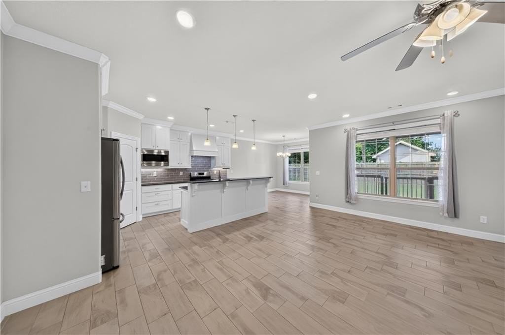 730 Winston Pl - Photo 6 of 31