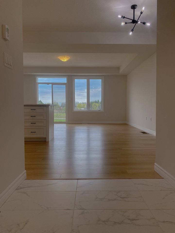 57 Lloyd Davies Way - Photo 2 of 16
