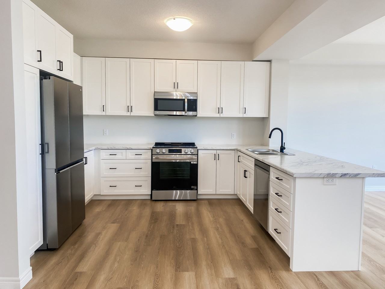 57 Lloyd Davies Way - Photo 4 of 16