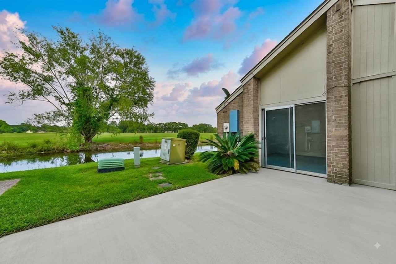 1811 Veranda Dr - Photo 4 of 15