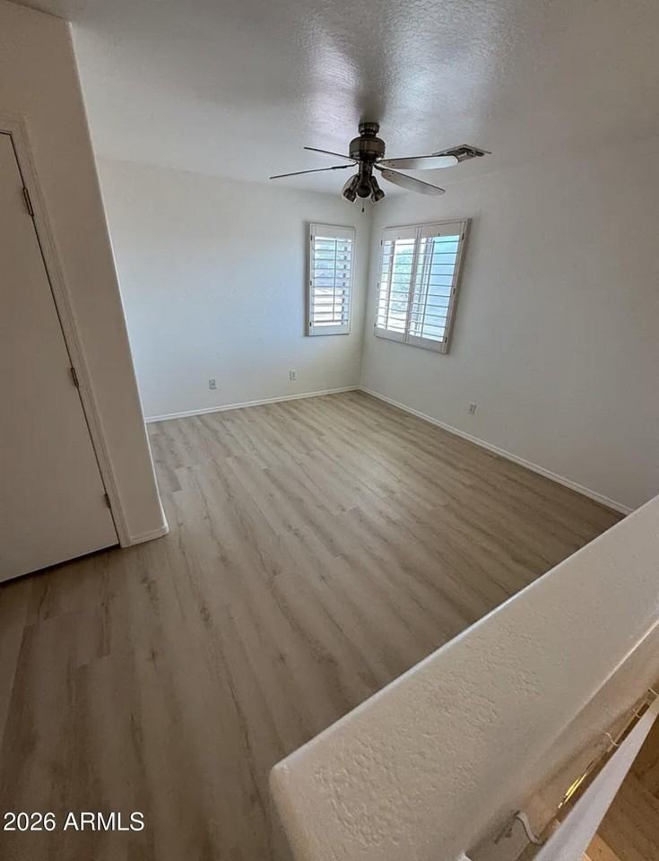 1338 E 10th Pl - Photo 7 of 19