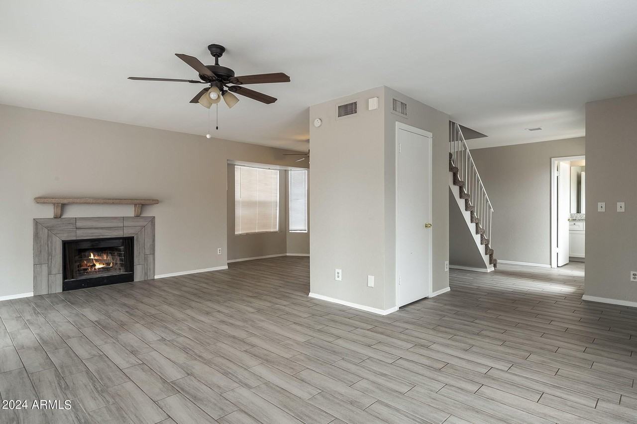619 E Jensen St #7 - Photo 6 of 32