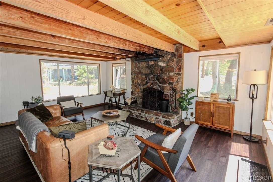 43516 Colusa Dr - Photo 3 of 40