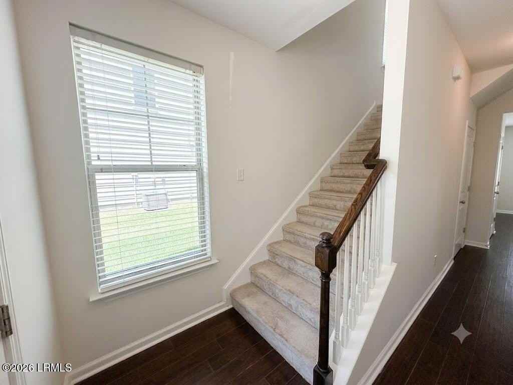 15 Beauregard Ct - Photo 4 of 38