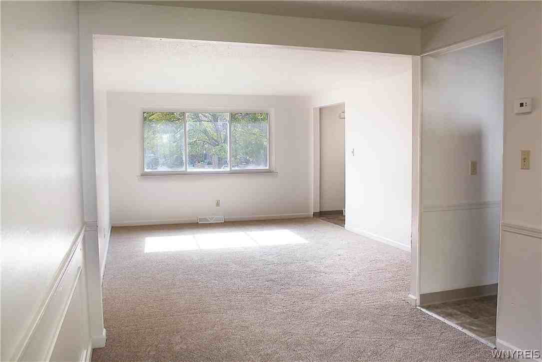 116 Berehaven Dr #LEFT - Photo 4 of 11