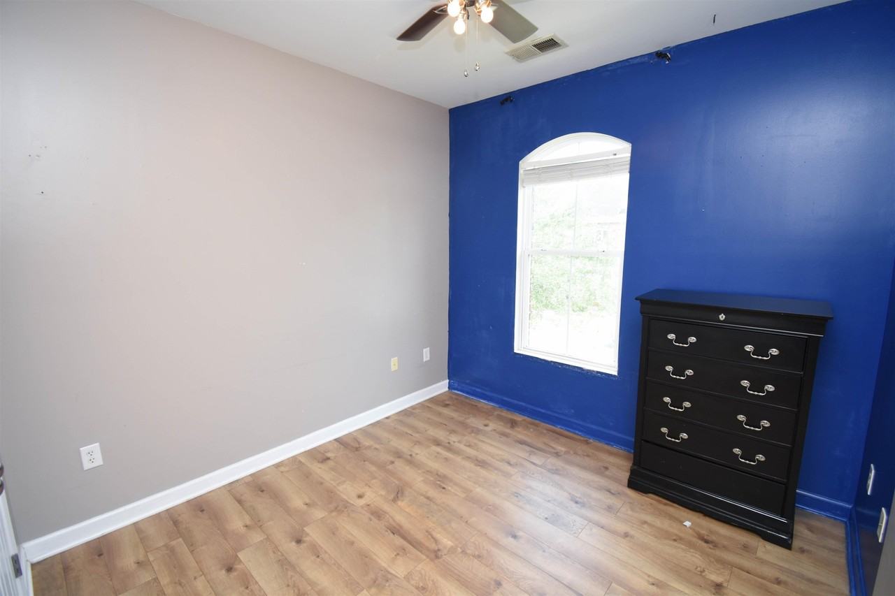 3564 Alexandria Ave - Photo 5 of 19