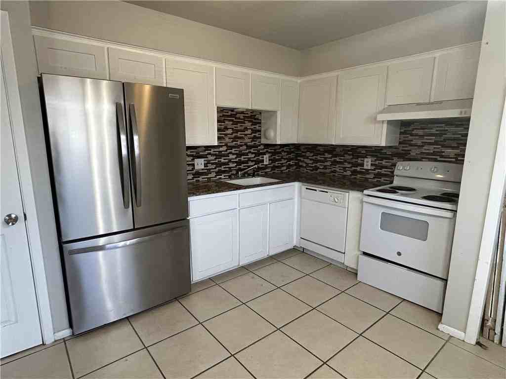 1606 Cimmarron St #A - Photo 7 of 14