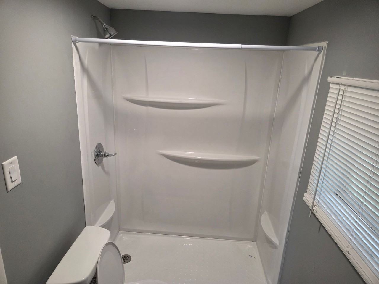 543 E Union St - Photo 5 of 10