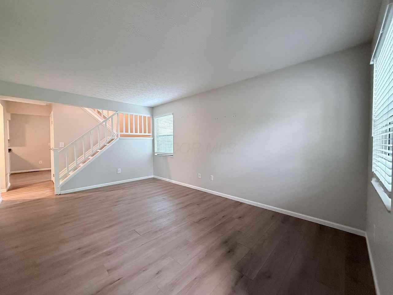4849 Herndon Dr - Photo 4 of 41