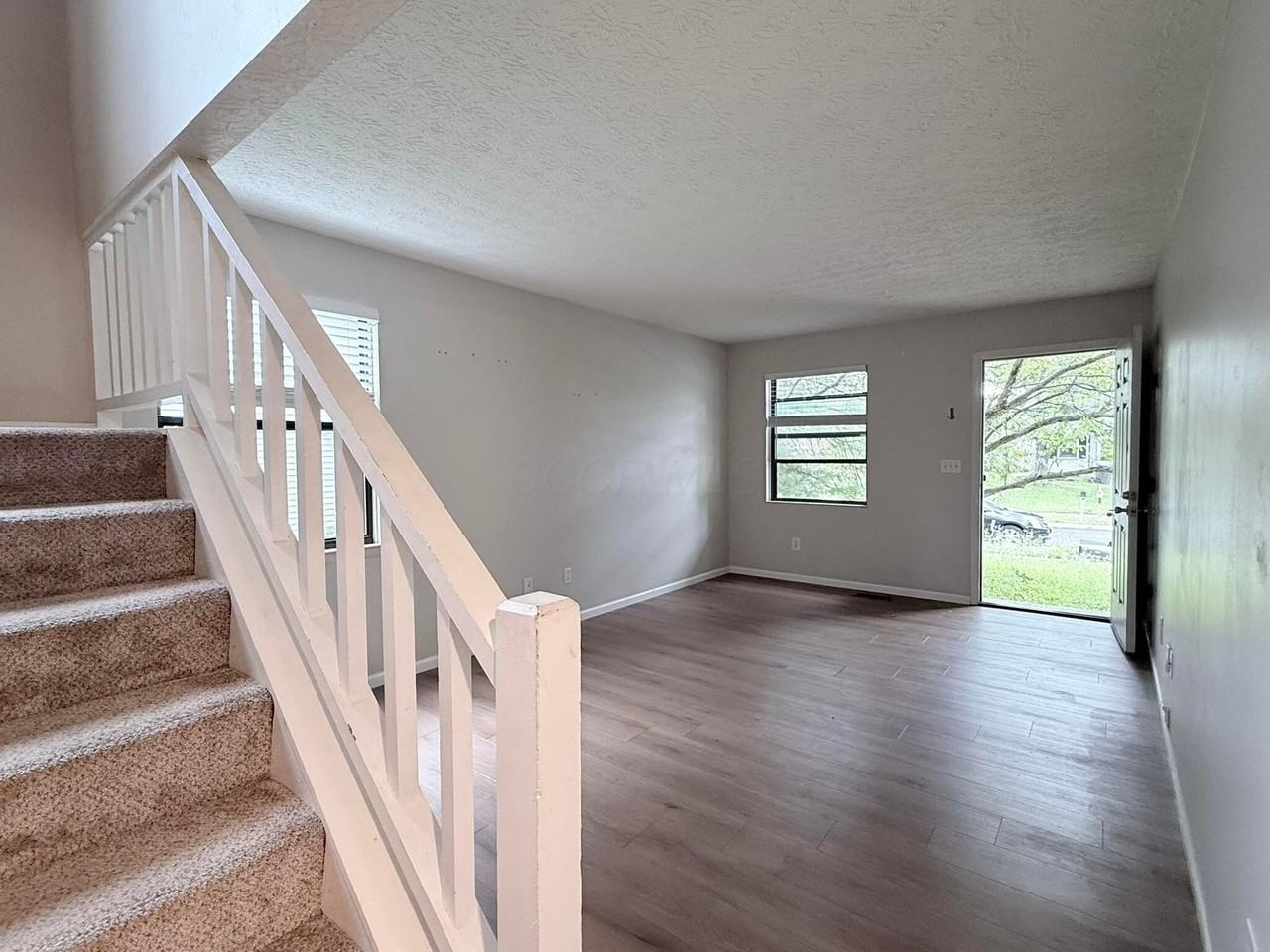 4849 Herndon Dr - Photo 7 of 41
