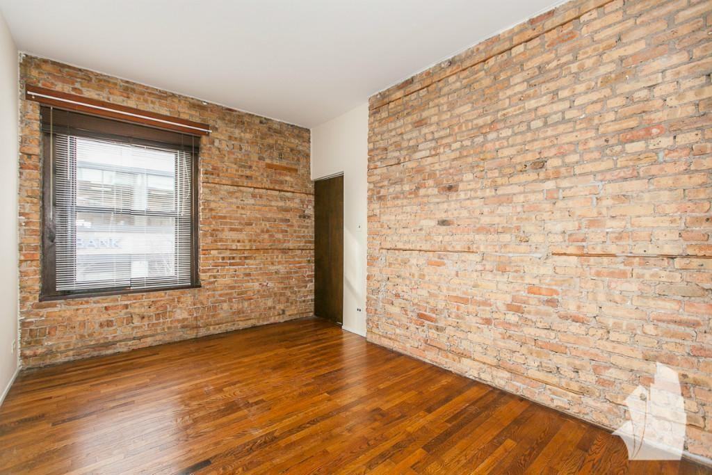 3001 N Broadway St #556-2R - Photo 3 of 5