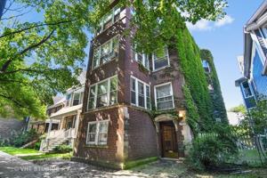 featured image of 5826 N Wayne Ave #1
