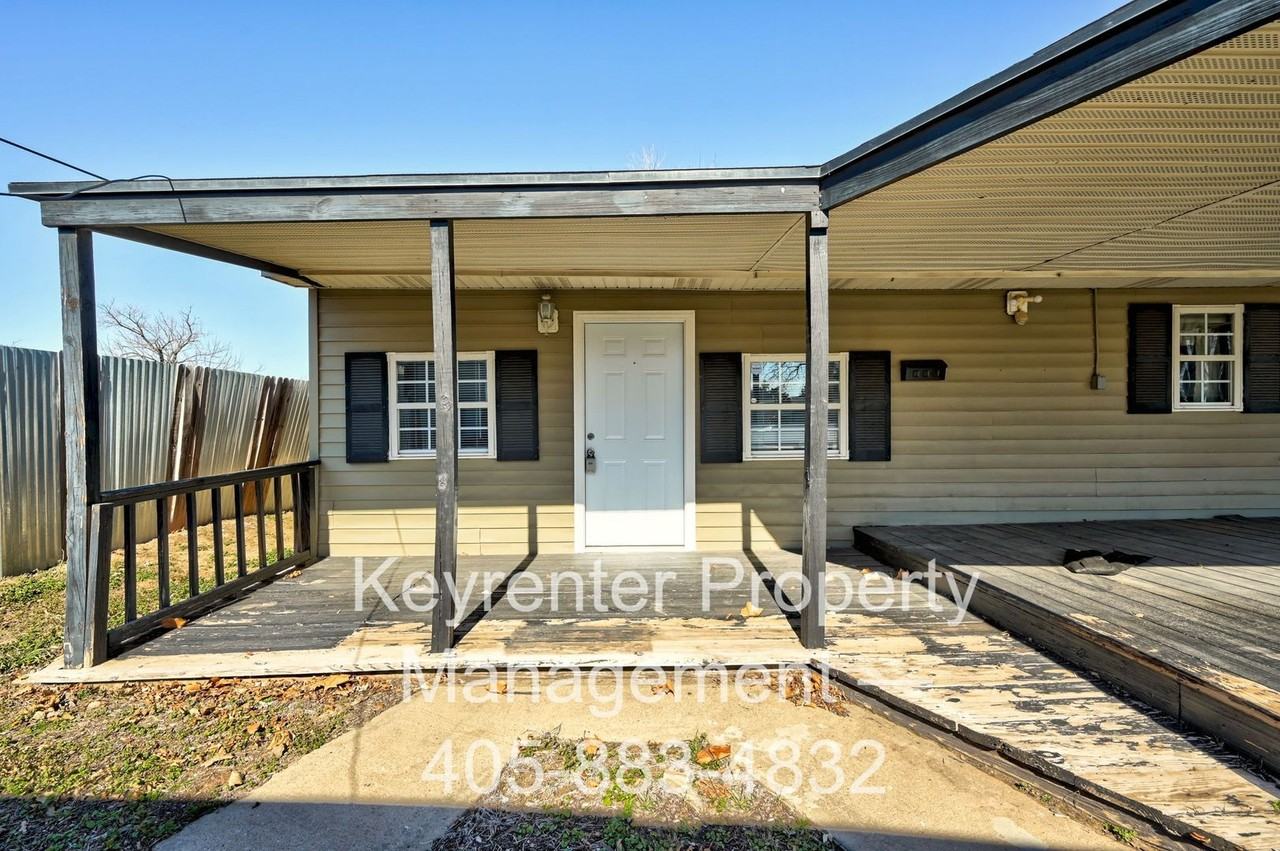 3607 Sw 12th St - Photo 5 of 29
