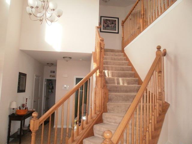 1071 Deertrail Dr - Photo 2 of 9