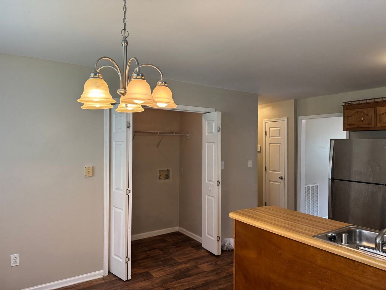 222 Pappy Dr - Photo 5 of 25